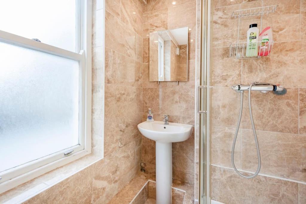 לונדון Studio Apt With Huge Balcony Near Oxford St - Marble Arch - Hydepark מראה חיצוני תמונה